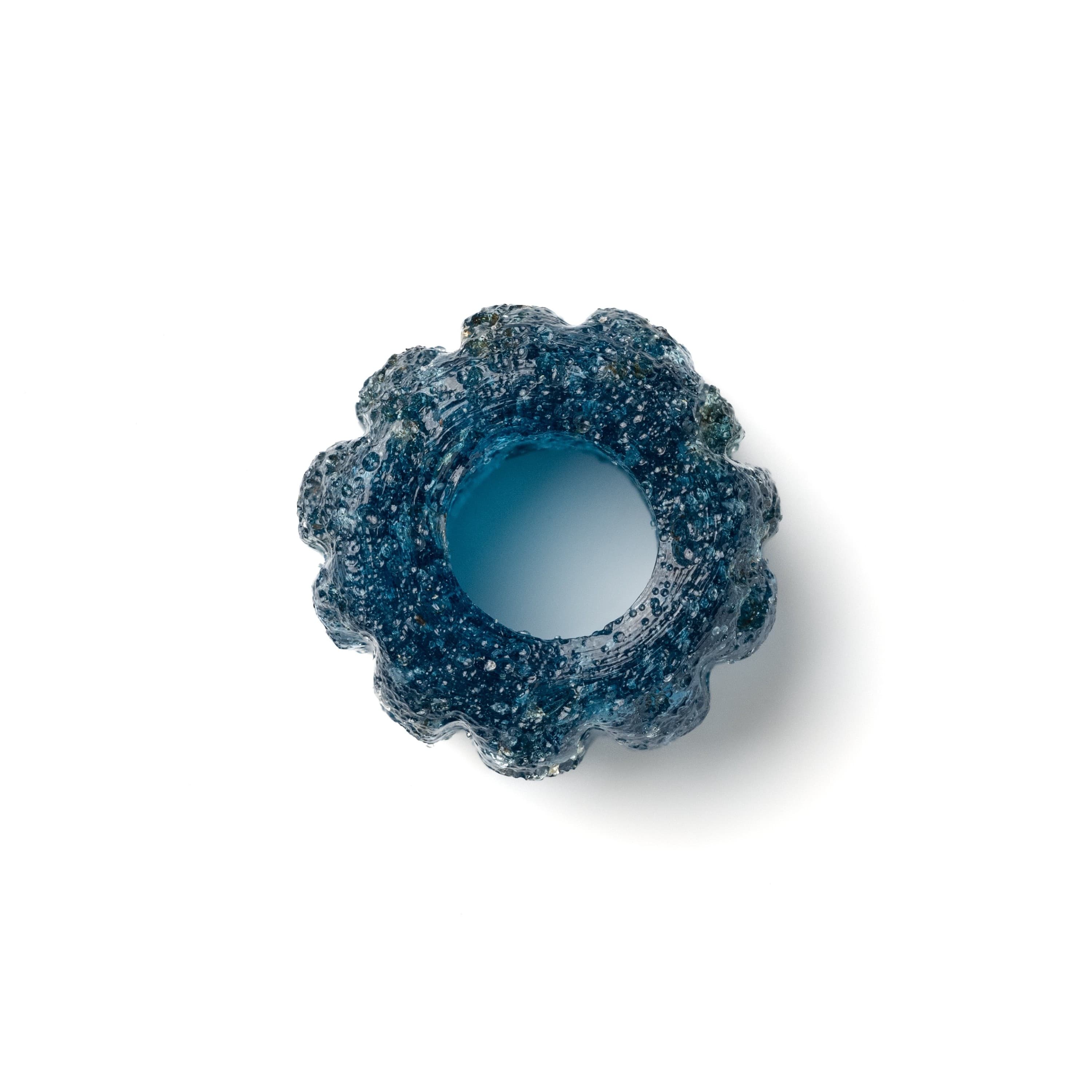 Glass bead