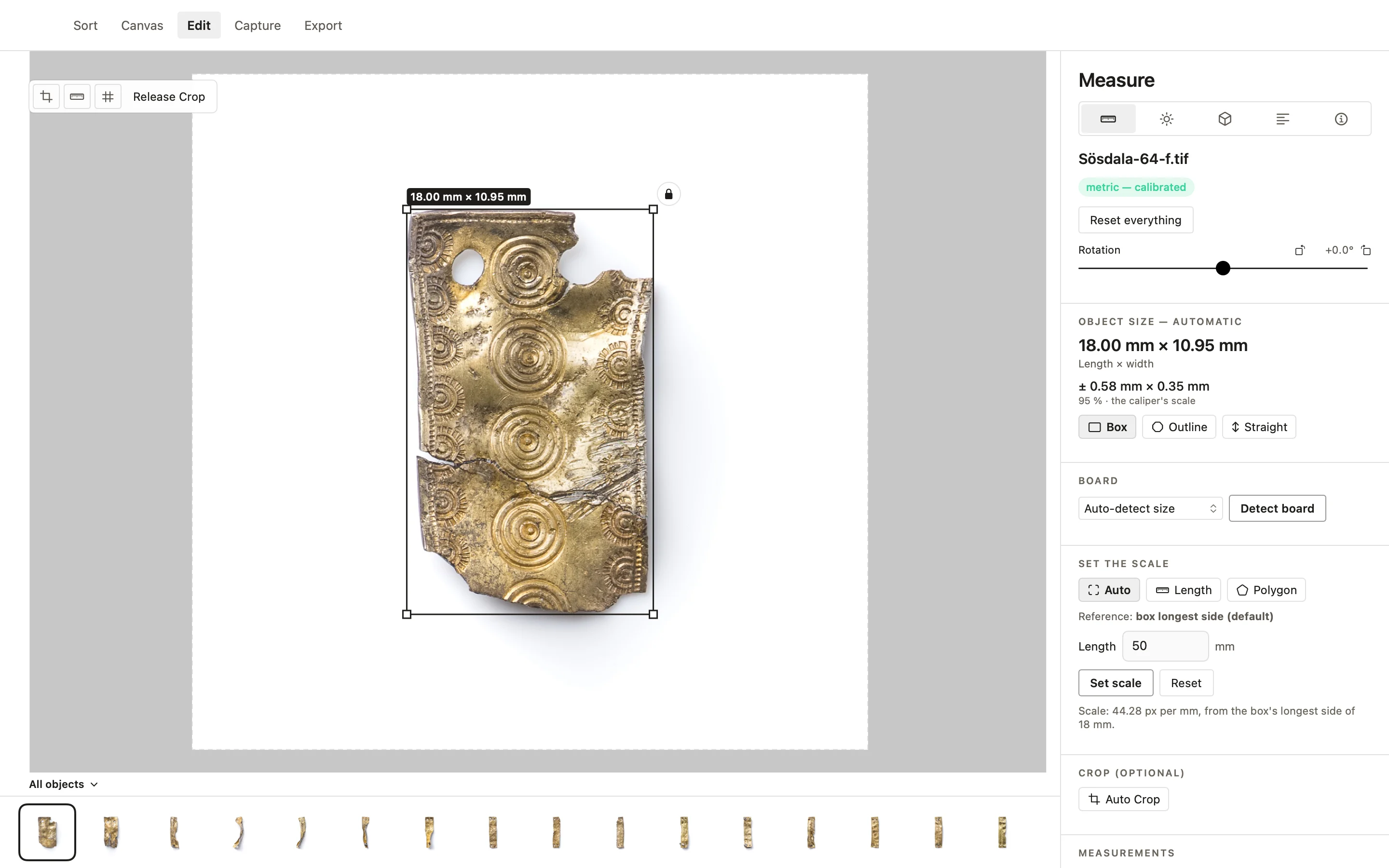Board and markers in the PHOTARCH app
